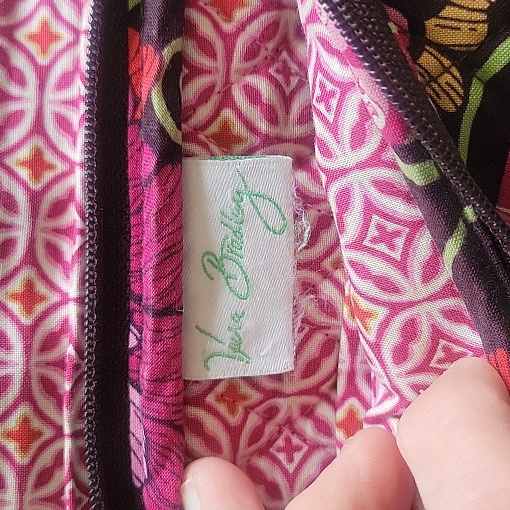 Vera Bradley small crossbody 🛍️ bag - Picture 7 of 16